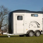 Furgón para caballos Cheval Liberté Touring Jumping Luxe – 2 plazas