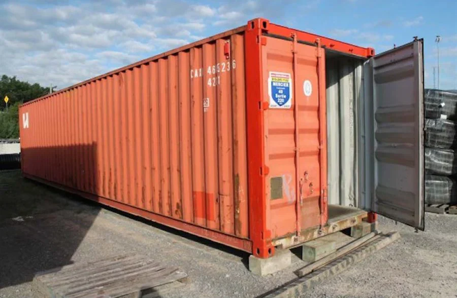 Contenedores-Maritimos-40-Pies-USADO-.CK_-1.webp Contenedor Marítimo de 40 Pies Usado: Solidez y Capacidad Comprobadas - Imagen 1