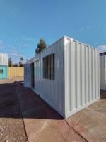 Módulo Oficina con Baño 20 Pies – Solución Integral Prefabricada