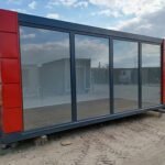 Módulo Oficina Prefabricada 3×6 con Muro Exhibidor