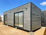 Cabaña Modular Edison – 8x3m con Dormitorio y Baño Completo - Imagen 6